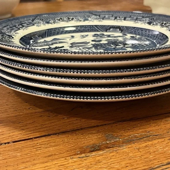 Churchill Blue Willow Plates 7.5